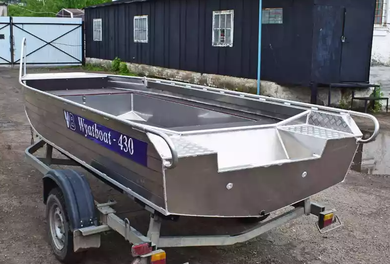 Алюминиевая лодка  Wyatboat-430 Master в Сергиевом Посаде