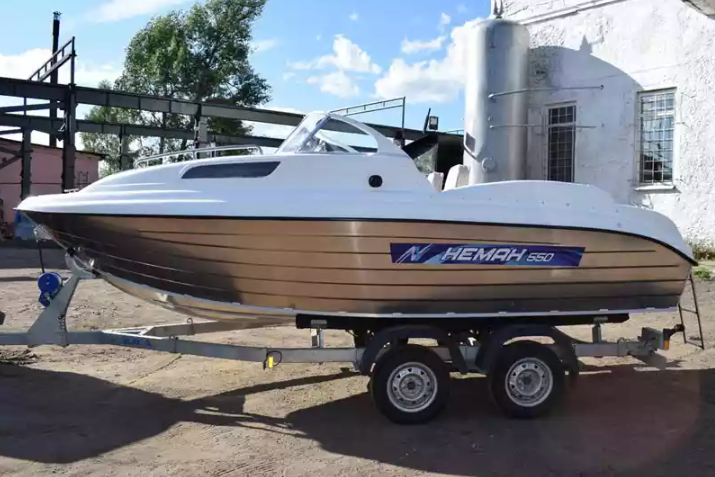 Комбинированный катер Neman-550 с каютой в Сергиевом Посаде