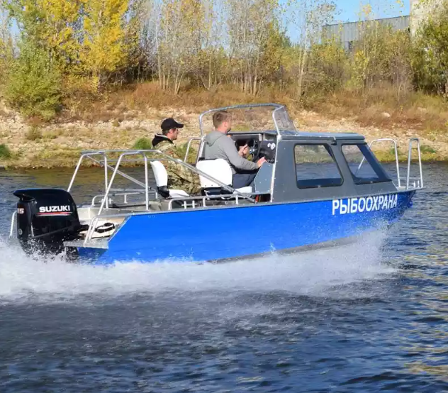 Алюминиевый катер Неман 550 с каютой в Сергиевом Посаде