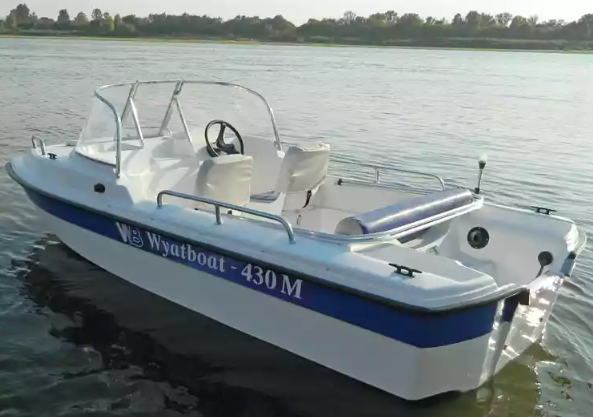 Стеклопластиковый катер Wyatboat-430 M (тримаран) в Сергиевом Посаде