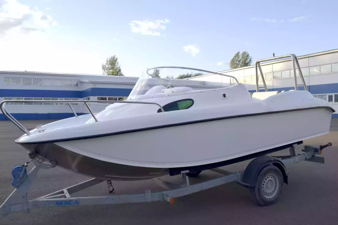 Комбинированный катер Neman-530 с каютой в Сергиевом Посаде