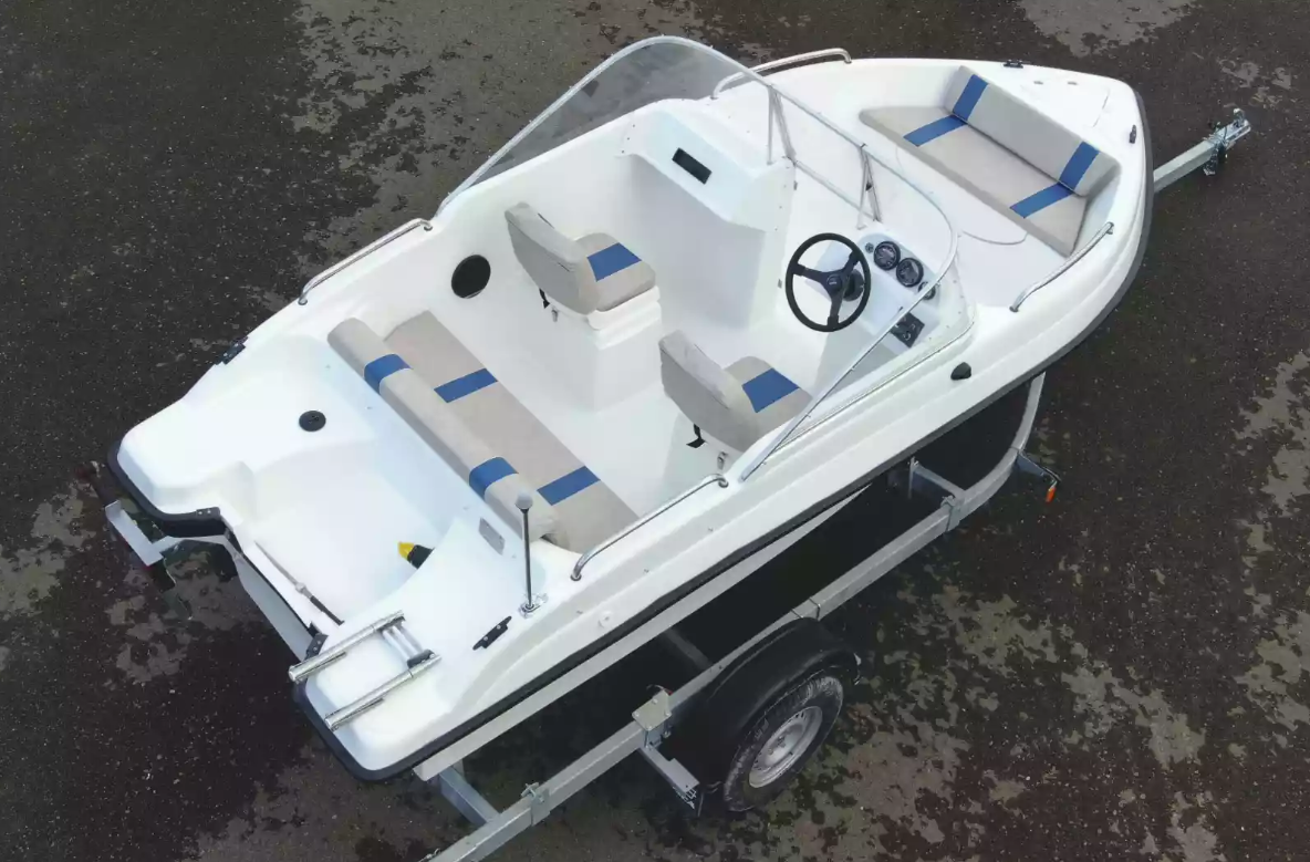 Стеклопластиковый катер Wyatboat-3 DC Open в Сергиевом Посаде