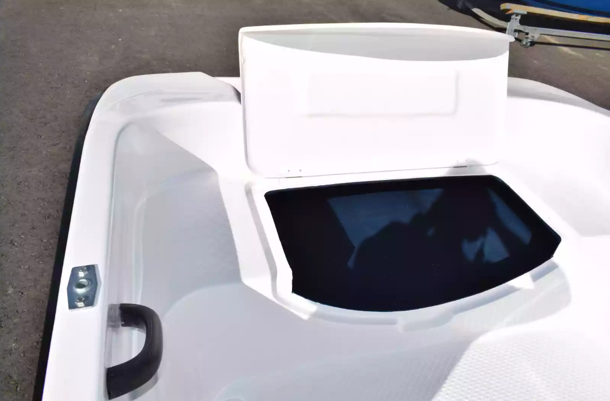 Стеклопластиковая лодка Пингвин (тримаран) в Сергиевом Посаде