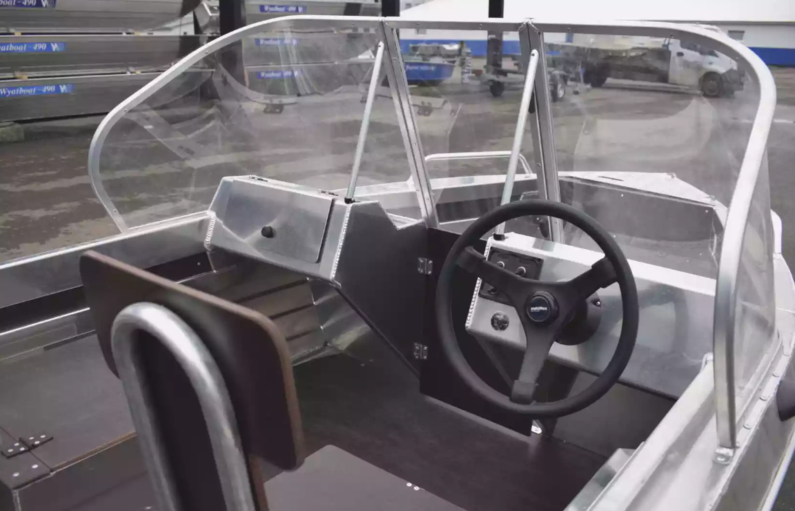 Алюминиевая лодка  Neman-400 DC в Сергиевом Посаде