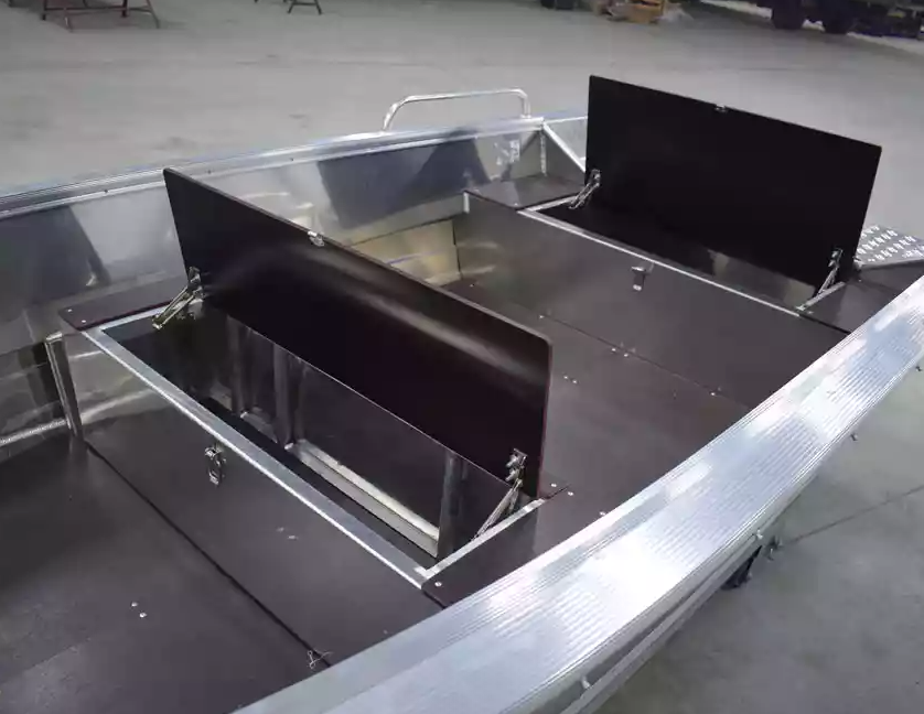 Алюминиевая лодка  Wyatboat-430 Р в Сергиевом Посаде