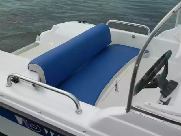 Стеклопластиковый катер Wyatboat-430 DCM (тримаран) в Сергиевом Посаде