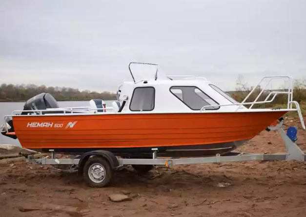 Алюминиевый катер Неман-500 (каютный) в Сергиевом Посаде