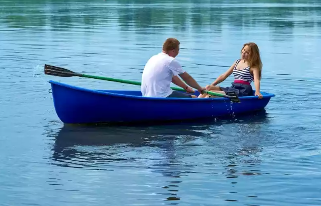 Стеклопластиковая лодка Дельфин в Сергиевом Посаде