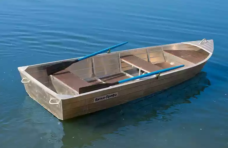 Алюминиевая лодка Вятка-Профи 32 в Сергиевом Посаде