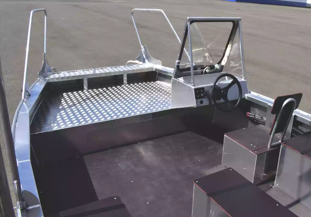 Алюминиевая лодка Wyatboat-600 в Сергиевом Посаде