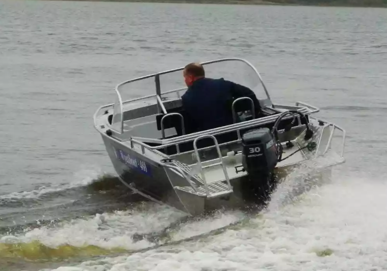 Алюминиевый катер Wyatboat-460 DCM в Сергиевом Посаде