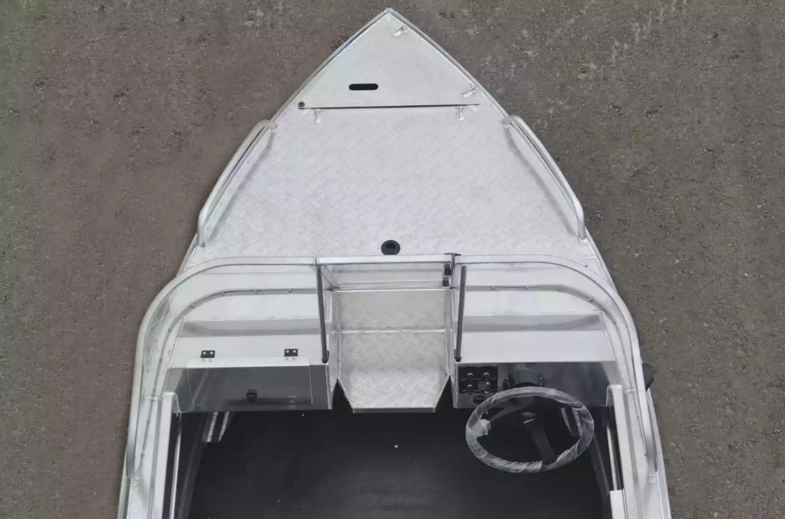 Алюминиевая лодка  Neman-400 PRO в Сергиевом Посаде