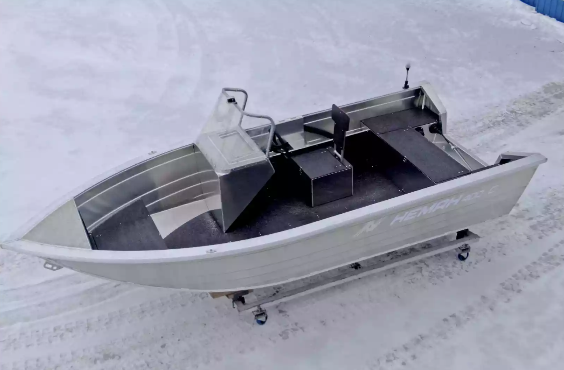 Алюминиевая лодка Неман-400 С в Сергиевом Посаде