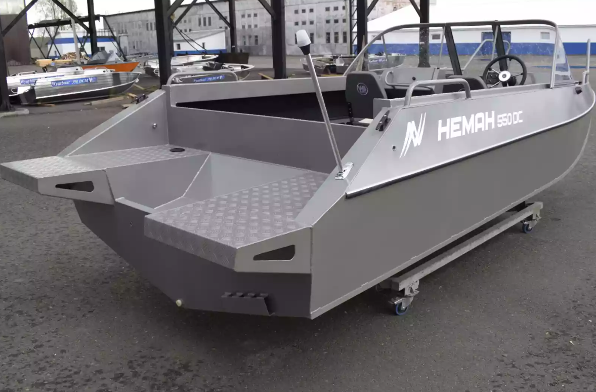 Алюминиевый катер Неман 550 DC в Сергиевом Посаде