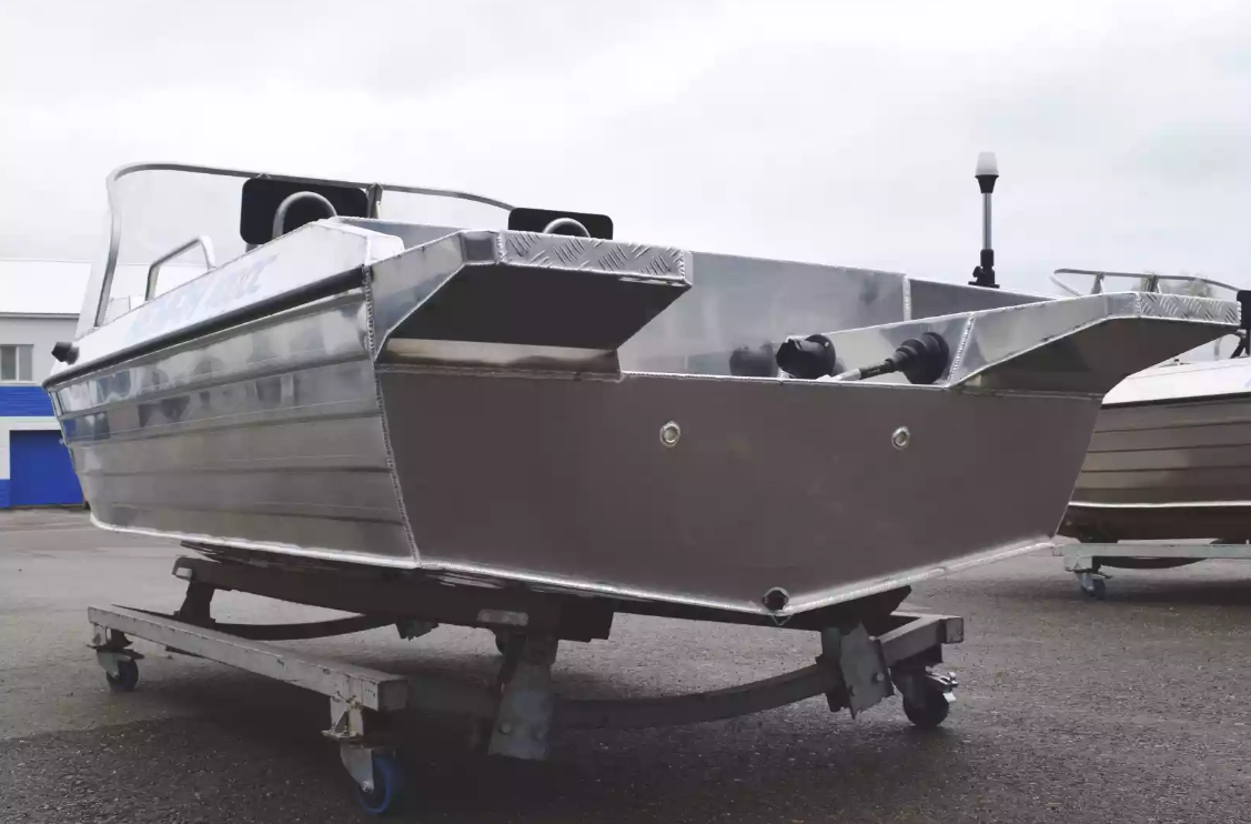 Алюминиевая лодка  Neman-400 DC в Сергиевом Посаде