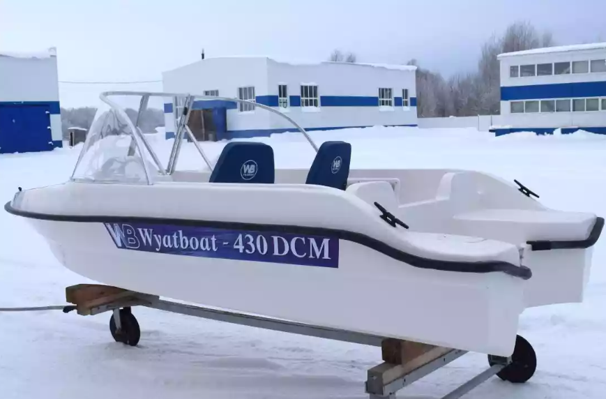 Стеклопластиковый катер Wyatboat-430DCМ (килевая) в Сергиевом Посаде