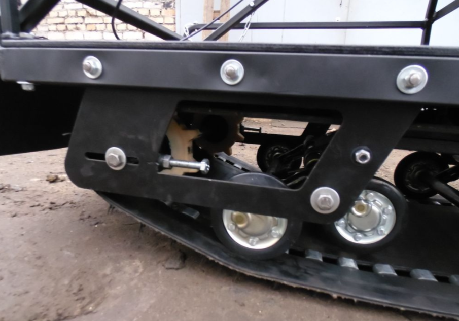 Мотобуксировщик AhtaR Зима 15 л/с с вариатором в Сергиевом Посаде