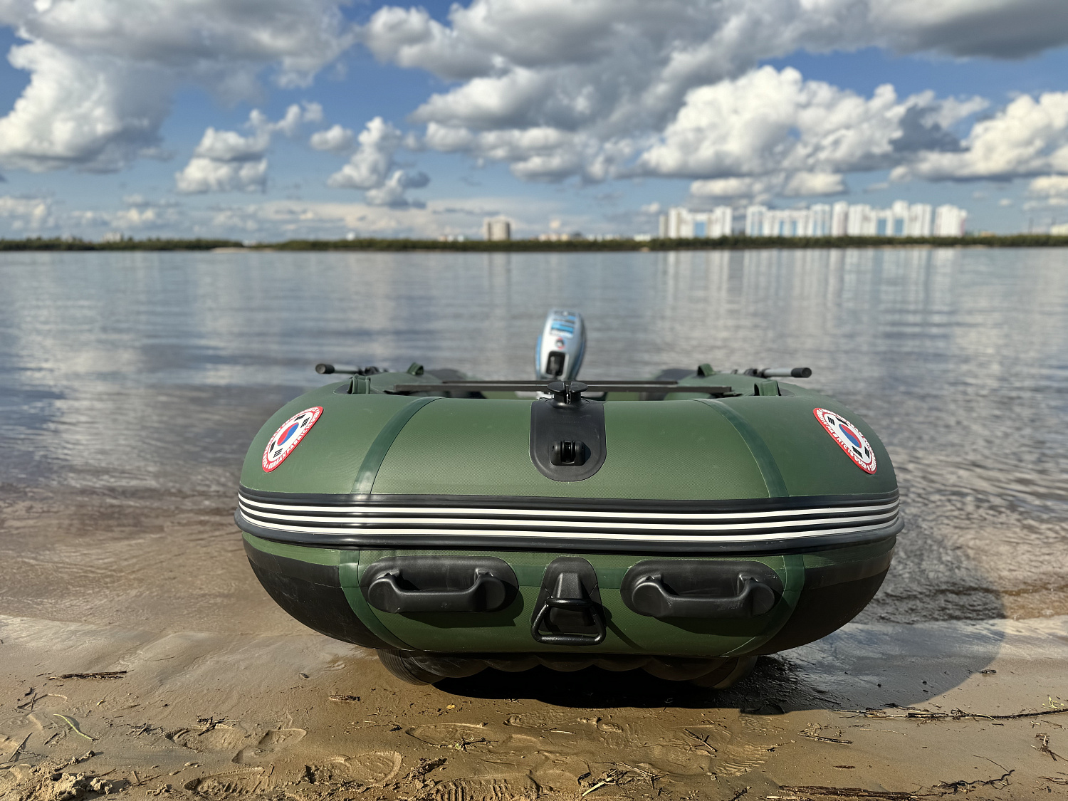 Лодка MISHIMO BIG FLOOR 400 в Сергиевом Посаде