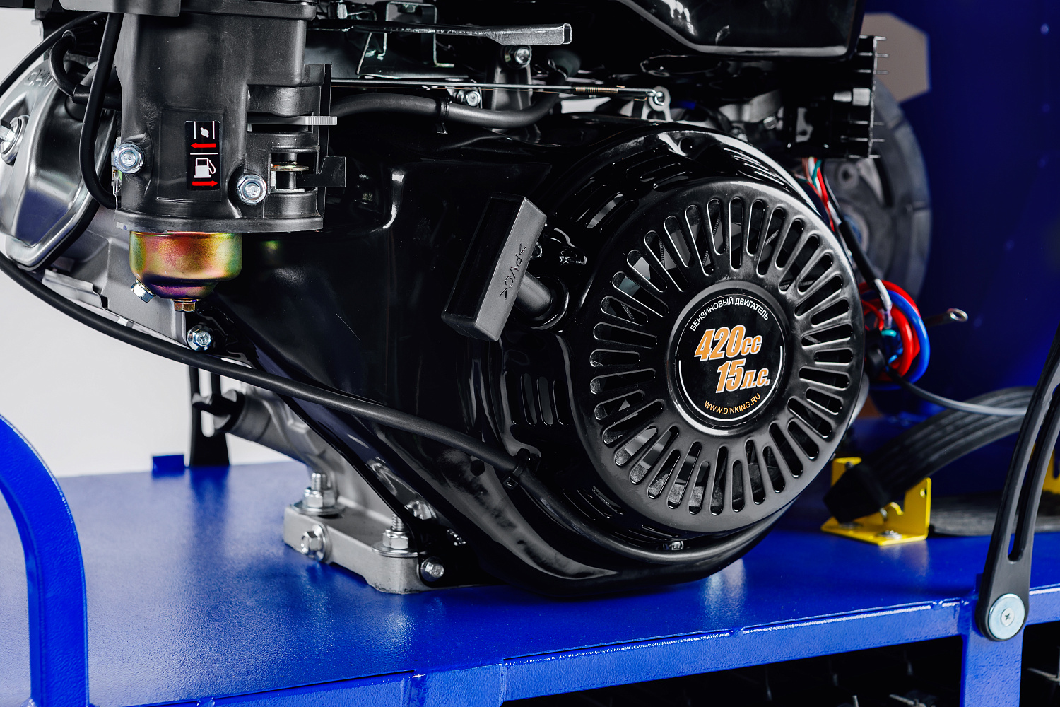 МОТОБУКСИРОВЩИК SNOW DOG 15 л.с. в Сергиевом Посаде