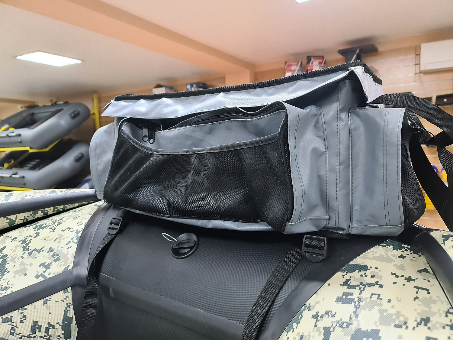 СУМКА ЛЮКС НА БАЛЛОН ДЛЯ ЛОДОК ПВХ 50Х25Х25 СМ в Сергиевом Посаде